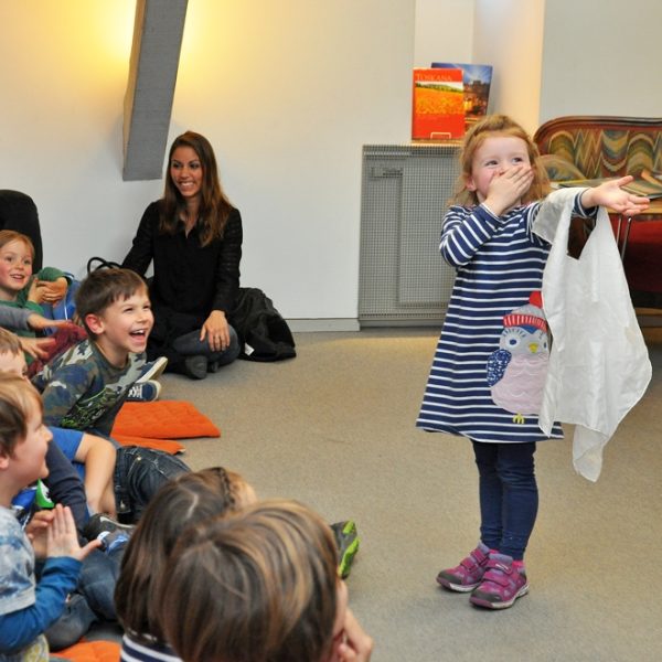Kinder, Show, Spooky-Doo Zaubershow in Bücherei in Dornbirn